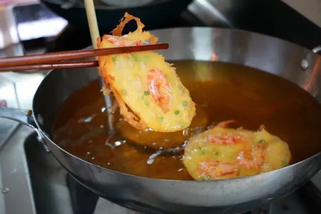 �������V������������