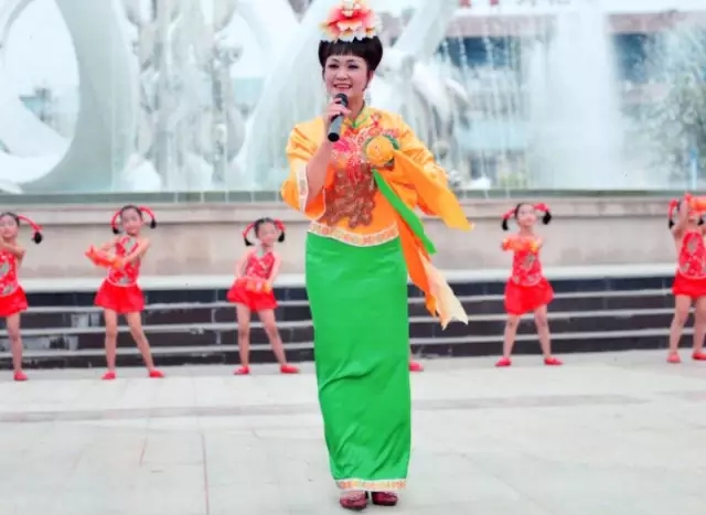 �������������V������������