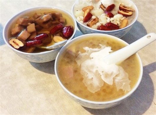 �����������V������������