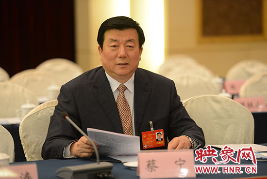 全國(guó)人大代表、河南省人民檢察院檢察長(zhǎng)蔡寧