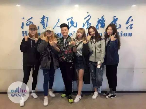 路飛終于體驗(yàn)了一回“他在叢中笑”的感覺！