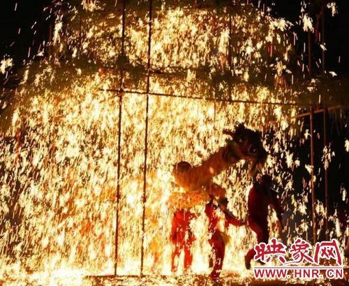 確山鐵花將登上萬眾矚目的春晚舞臺！