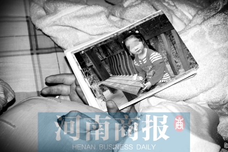 誰能想到漂亮可愛的孩子，會變成現(xiàn)在的樣子