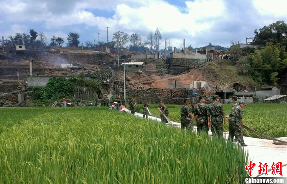 圖為火災(zāi)現(xiàn)場(chǎng)。沫浠 攝 圖片來(lái)源：CFP視覺(jué)中國(guó)