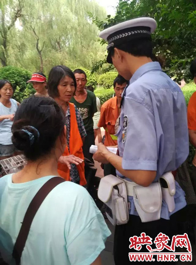 令人憤怒的是，這名老太太竟然報警說“她被環(huán)衛(wèi)工打了”