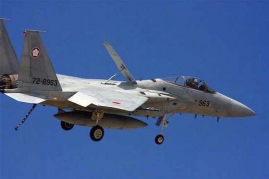 資料圖：日本自衛(wèi)隊F-15戰(zhàn)斗機。