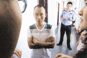 家屬沉默悲痛，不愿提起更多。