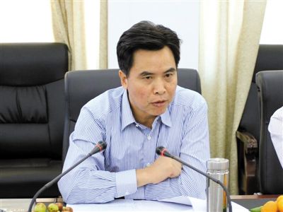 原萍鄉(xiāng)市副市長孫家群。