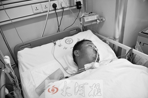 姚戰(zhàn)標(biāo)因甲烷中毒，大腦受到損害，重度昏迷。