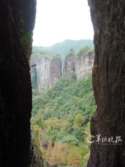 雁蕩山以奇峰、瀑布著稱。
