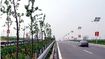 鄭新快速通道已建成通車(chē)。