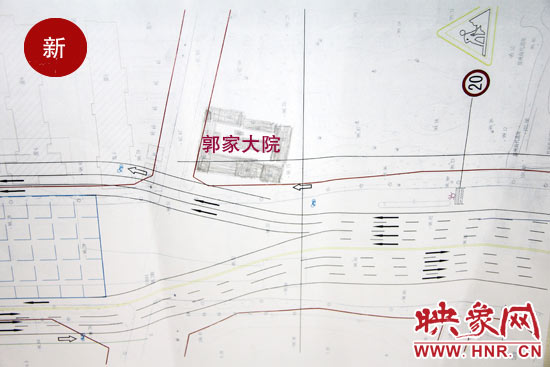最新的設(shè)計(jì)圖紙上顯示，地鐵2號線東大街站臺的施工作業(yè)面，和之前相比，進(jìn)行了大范圍的壓縮。
