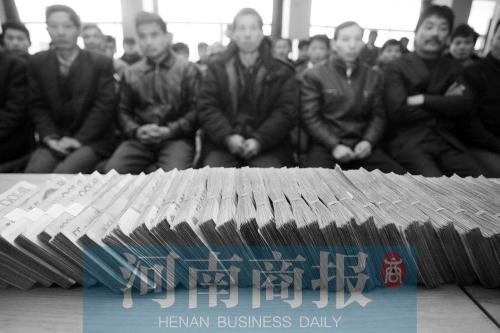 打擊拖欠農(nóng)民工工資，鄭州今年又出狠招（資料圖）河南商報(bào)記者 王春勝/攝