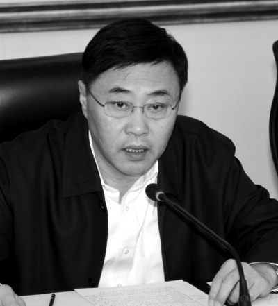 尚冰新任中國移動(dòng)董事長，此前任工信部副部長。