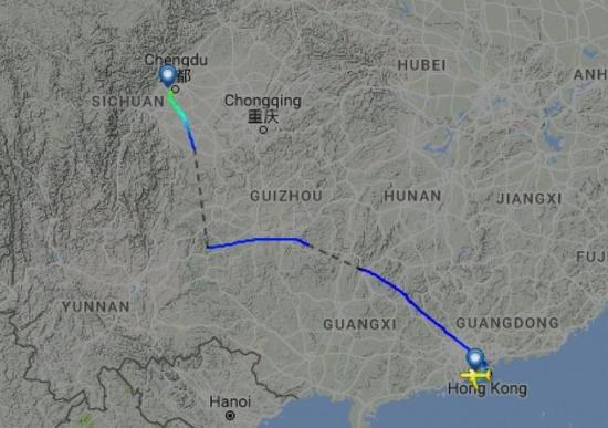  圖片來自航空網(wǎng)站flightradar24，圖顯示飛機(jī)安全降落成都