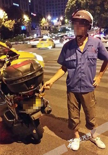 駕駛員主動要求進行酒精含量測試。警方供圖