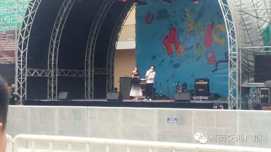 河南交通廣播主持人佳音、彎彎、朱浩都登上了優(yōu)放舞臺，優(yōu)放，交廣在這里！