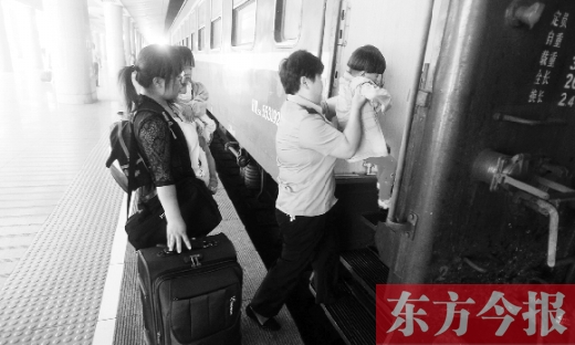 鄭州到溫州的2191/4次列車，是鄭州鐵路局最后一對(duì)綠皮車。