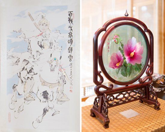 　當(dāng)?shù)貢r(shí)間2014年7月4日，中國(guó)國(guó)家主席習(xí)近平向韓國(guó)總統(tǒng)樸槿惠贈(zèng)送的趙云畫(huà)像（左）和木槿花玻璃工藝