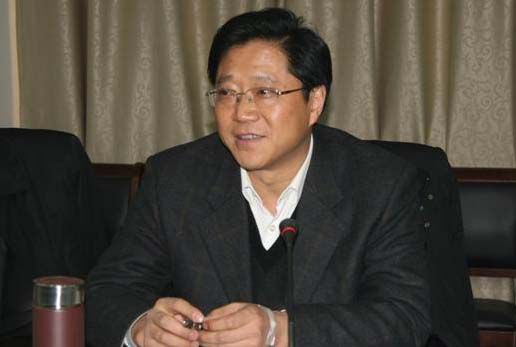 銅陵市委召開全市領(lǐng)導(dǎo)干部會議宣布安徽省委決定，提名銅陵市委副書記倪玉平為銅陵市人民政府市長候選人。