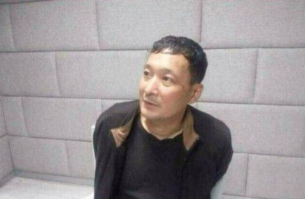 圖為在逃犯罪嫌疑人王慶新。