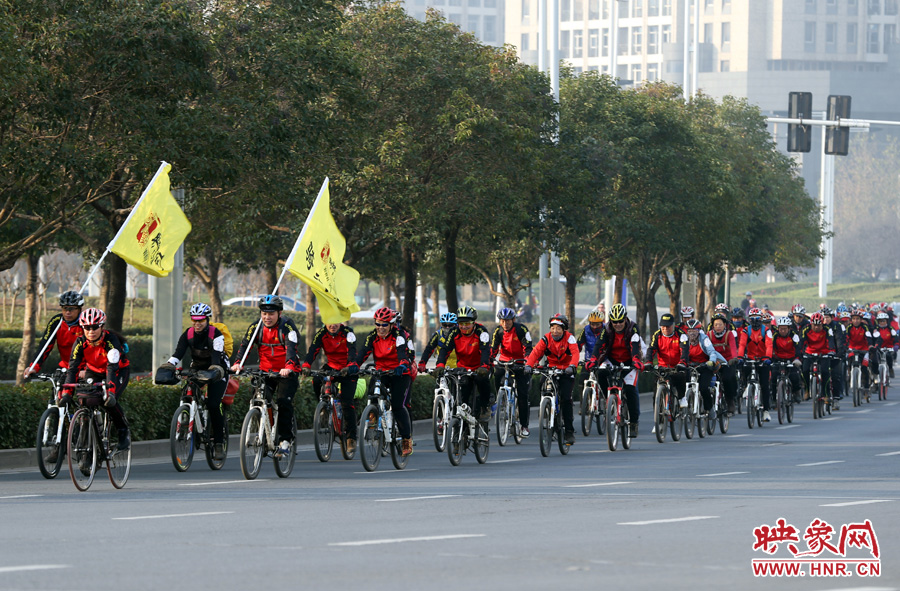 獻(xiàn)愛(ài)心、騎行天下，映象網(wǎng)騎行車(chē)友樂(lè)翻天