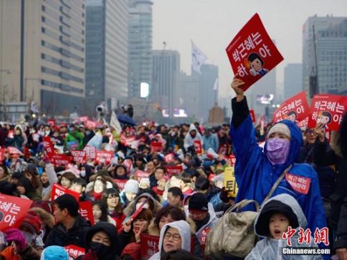 11月26日，韓國爆發(fā)“親信干政”事件后第五輪大規(guī)模集會(huì)。