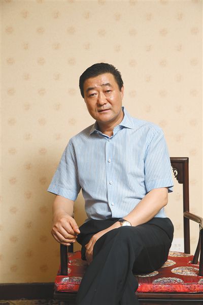 　張新明金業(yè)集團(tuán)董事長(zhǎng)。2002年進(jìn)入焦炭領(lǐng)域。2010年，張新明將金業(yè)煤焦化集團(tuán)部分資產(chǎn)以79億賣