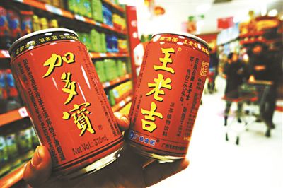 廣東省高級(jí)人民法院一審宣判，紅罐涼茶裝潢所有權(quán)歸屬于王老吉，加多寶稱將上訴供圖/CFP