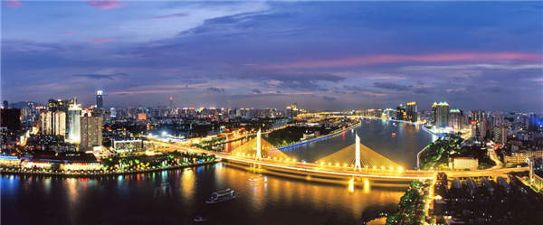 不要溫和地走進(jìn)那個良夜 因?yàn)橐固溃? width=
