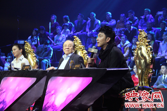 李玲玉、楊洪基、林依輪三位明星評(píng)委
