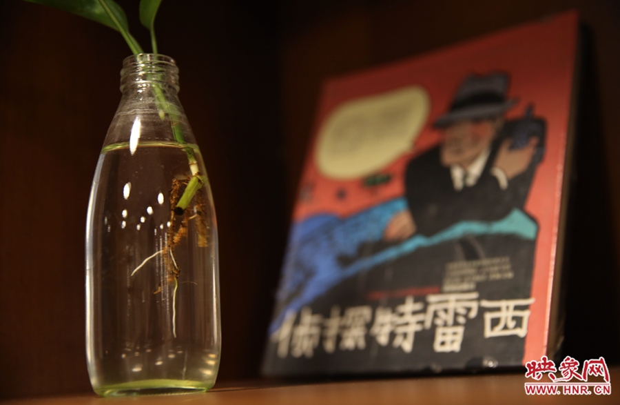 書(shū)店內(nèi)的裝飾。